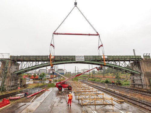 brueckenhub_2.jpg
