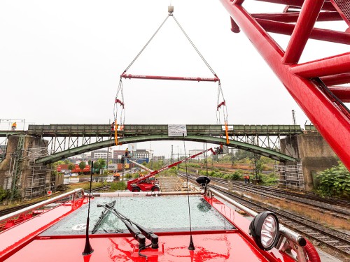 brueckenhub_lr1600_5.jpg