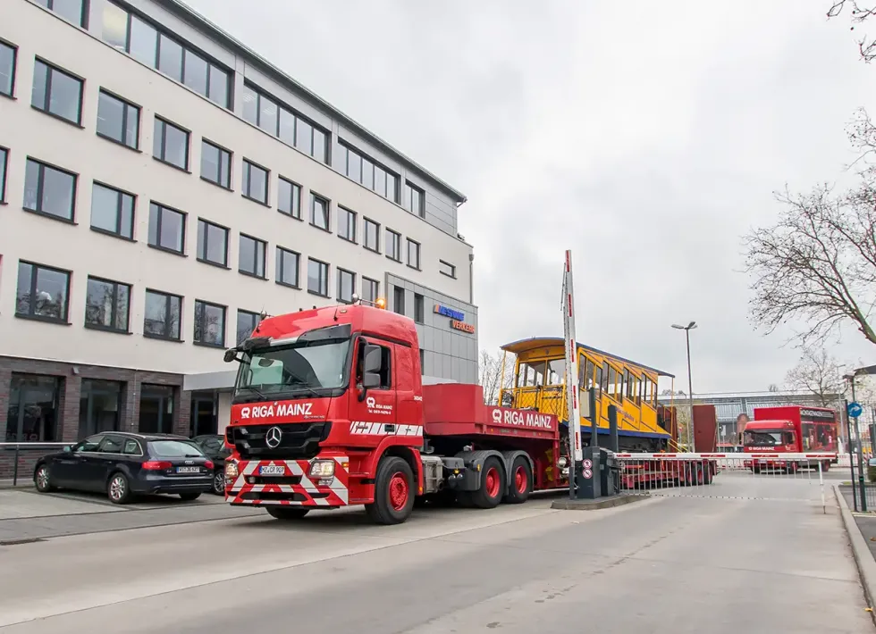Schwertransporte